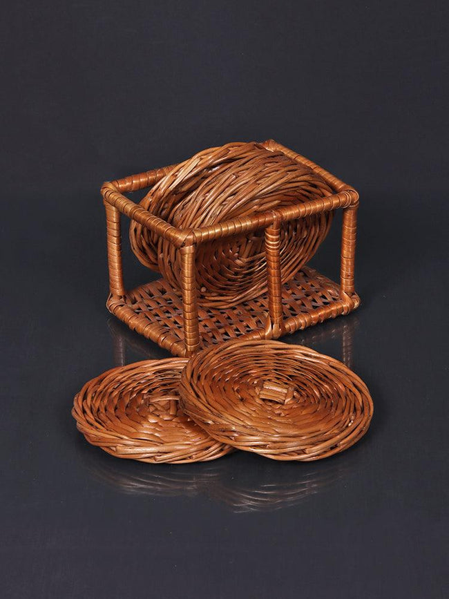 Handcrafted Willow Wicker Coaster Set with Holder – Artisanal Elegance for Your Table