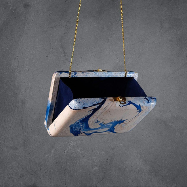 Sheen Clutch: Winter’s Magic in Handcrafted Elegance - Hamiast