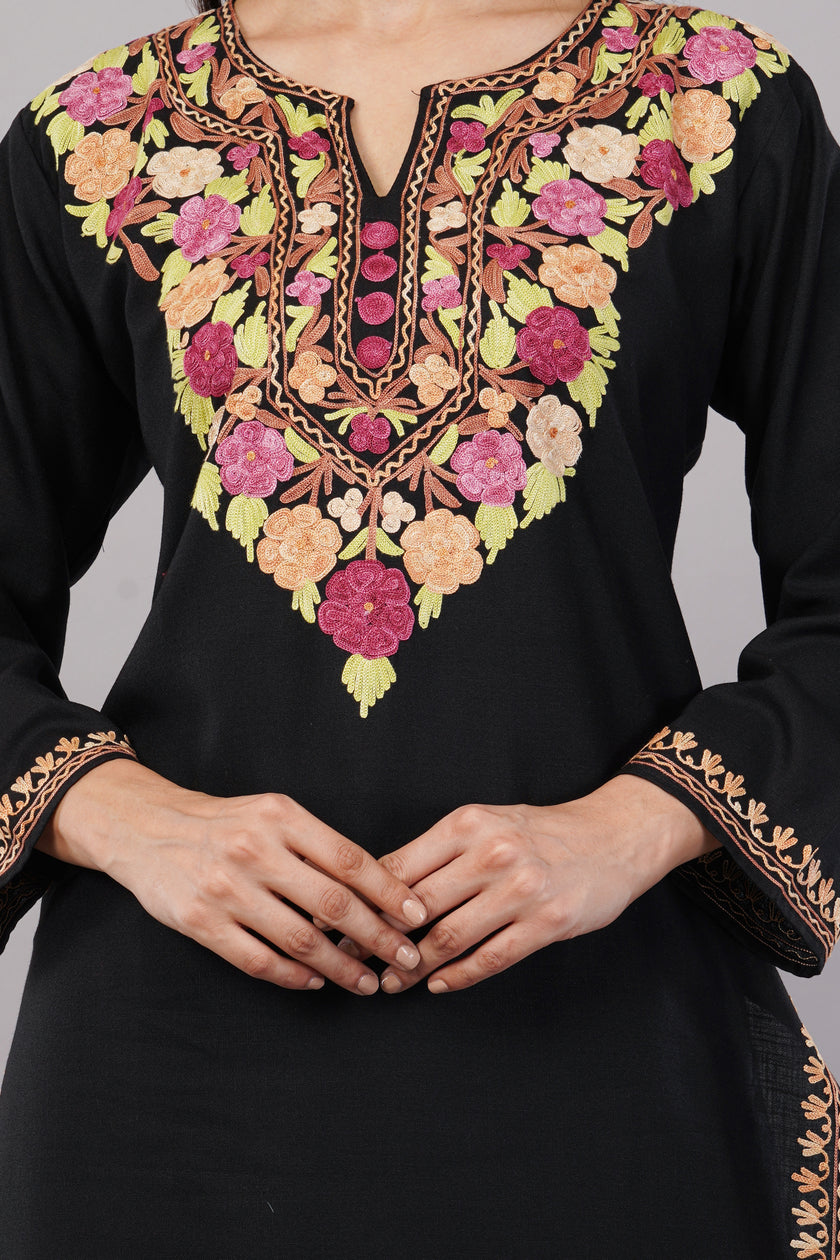 Midnight Bloom Black Kashmiri Aari Embroidered Kurta