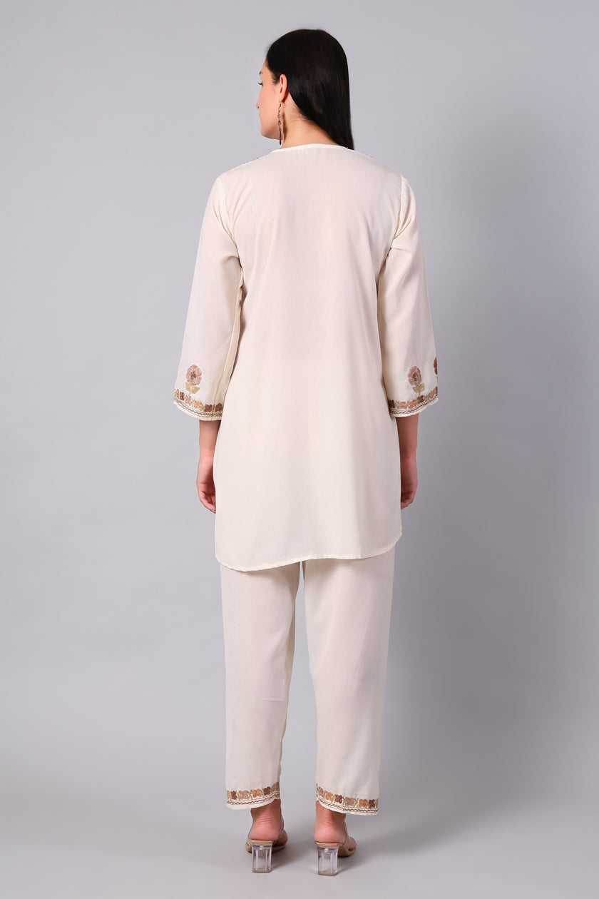 Cream Kashmiri Aari Co-ord Set with Floral Embroidery-Back