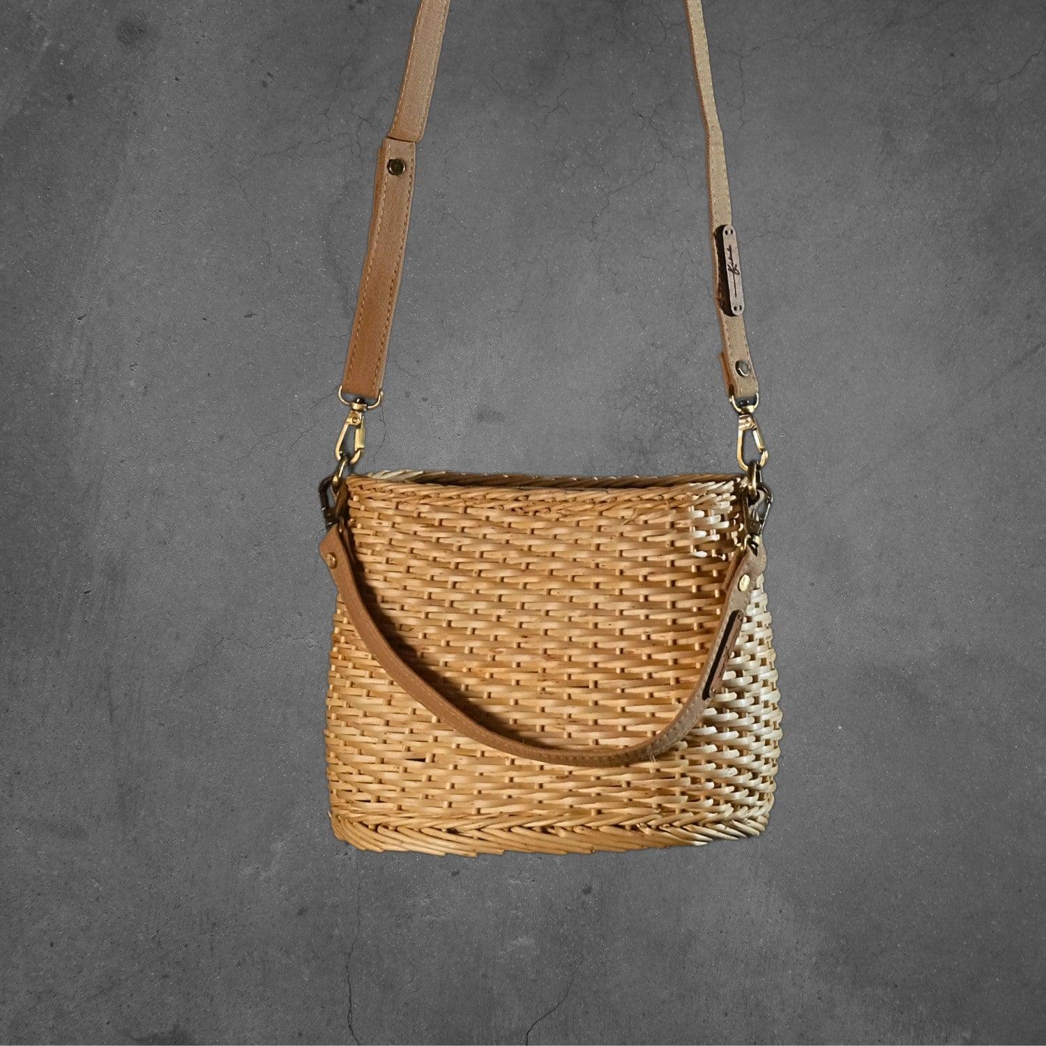 Eco-Chic Kuri Wicker Bag: Fashion Meets Functionality