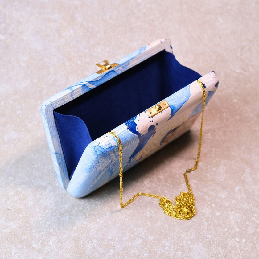 Sheen Clutch: Winter’s Magic in Handcrafted Elegance - Hamiast